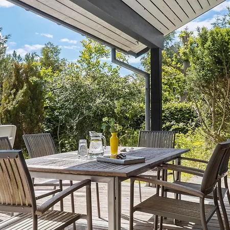 4 Bedroom Beautiful In Grenaa Semesterbostad *